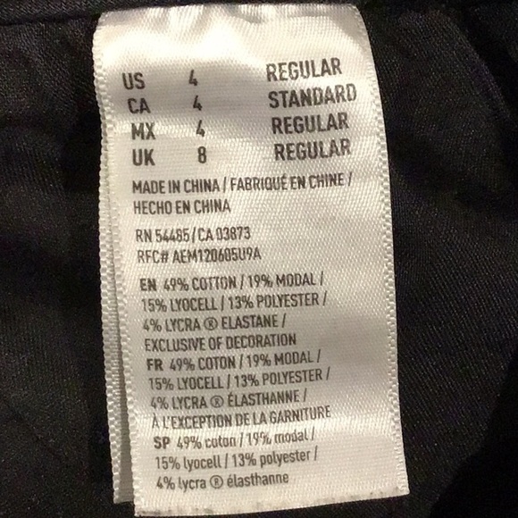 AMERICAN Eagle women’s black distressed super low jegging sz 4 - Picture 10 of 11